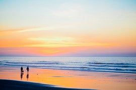 sunset-beach-1082204__180.jpg