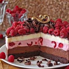 raspberry cake.jpeg